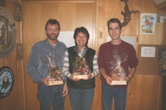 Die besten Blattl-Schtzen (von links): 1. Holzschuh Manfred, 2. Glckler Centa und 3. Klinger Roland